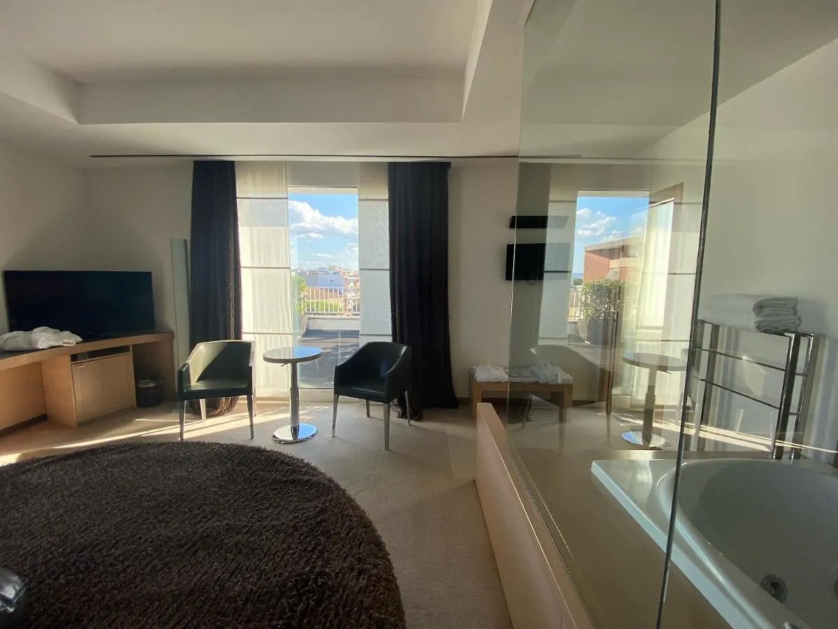 Card International Hotel Rimini