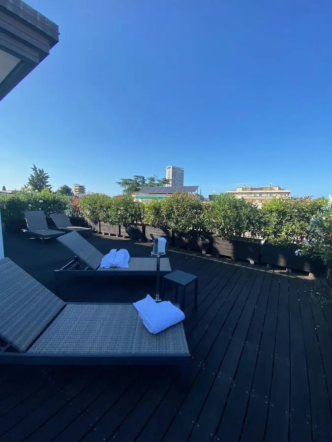 Card International Hotel Ρίμινι