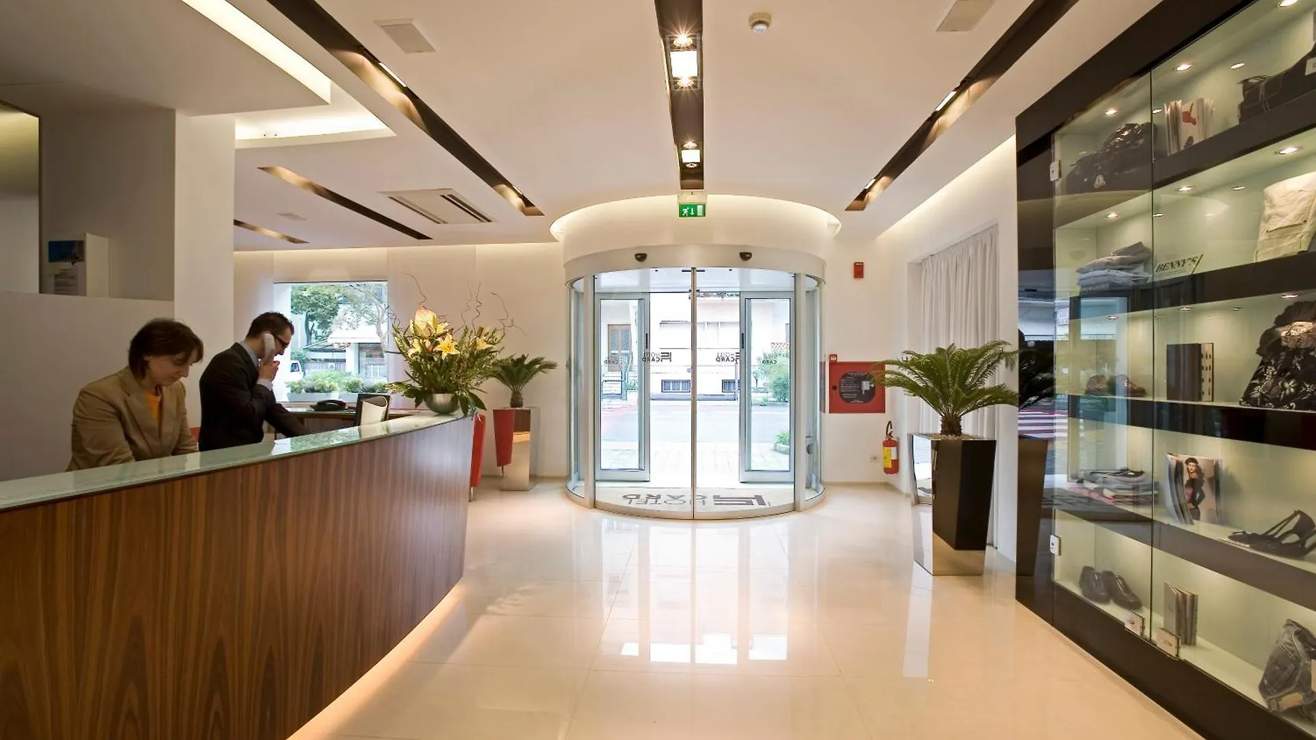 Card International Hotel Rimini 4*,  Włochy