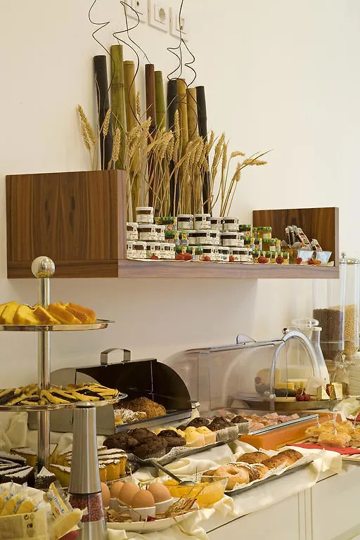 Card International Hotel Ρίμινι